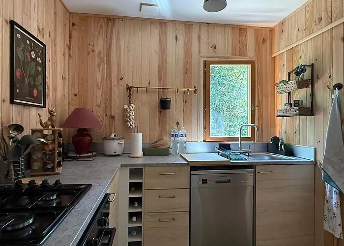 Lou Rigal בקתה Dourbies